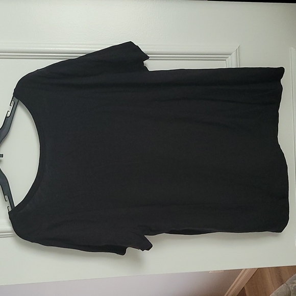 Top - Picture 3 of 4